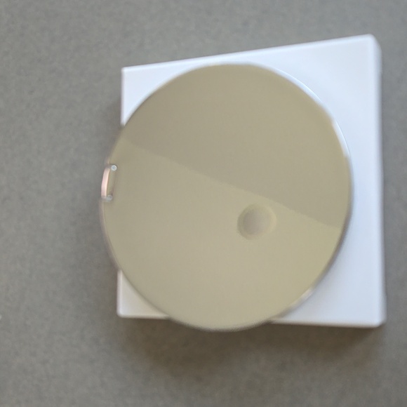 BRAND New in box never used DIOR Mirror with Dior logo oblique silver - Picture 5 of 5